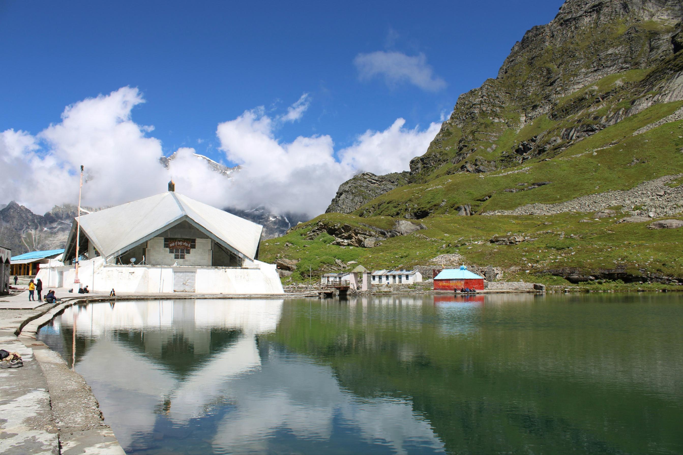 Valley of Flowers & Hemkund Sahib Trek | 6 Nights 7 Days