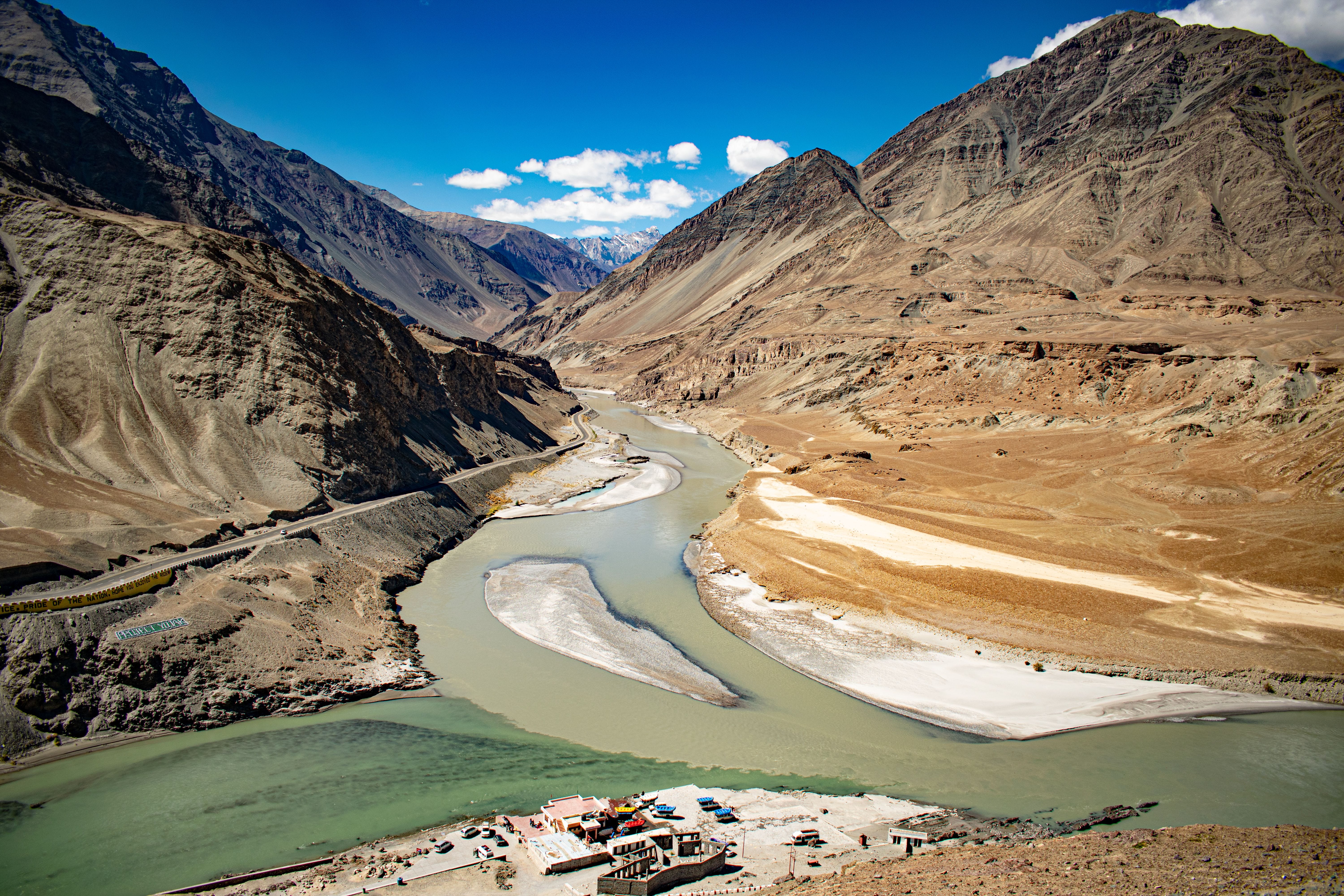 Leh to Nubra Valley photo 2