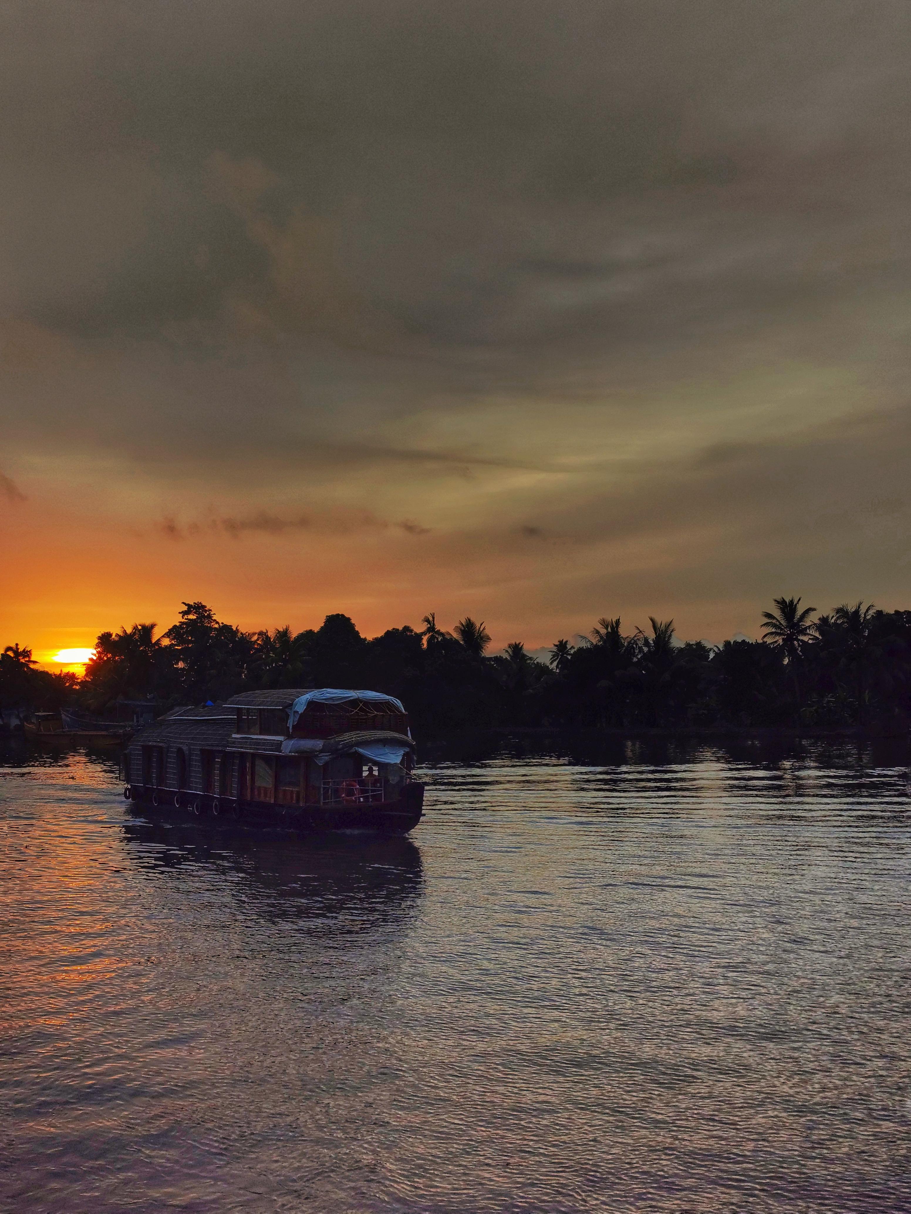 Kochi to Munnar