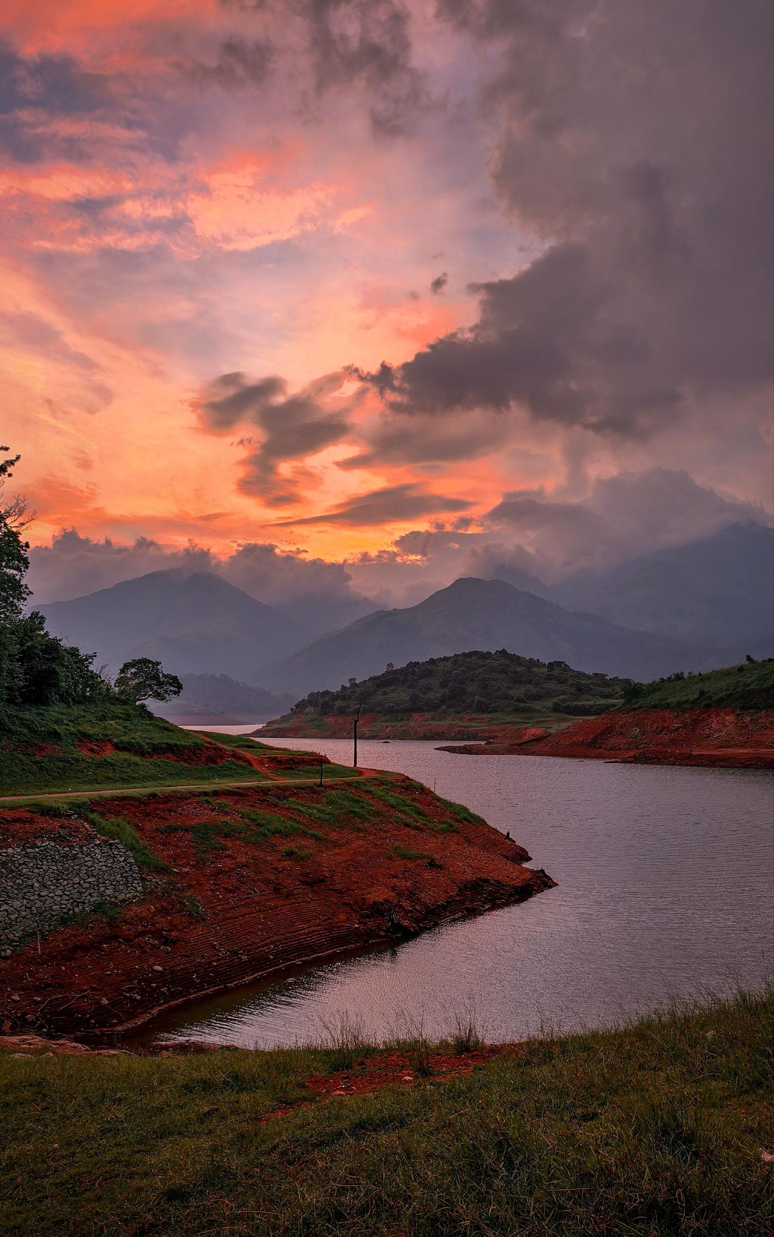Kochi to Munnar