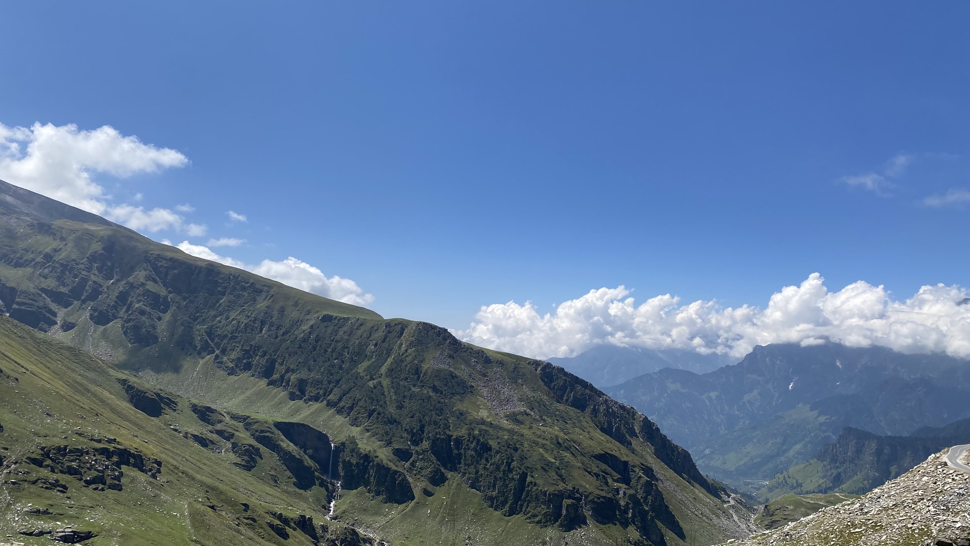 Day 4 — Rohtang Pass and Solang Valley – Snow Adventure Experience